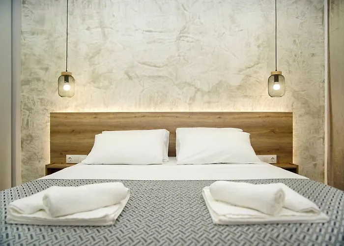 Urban Elegance Retreat Vipgreece